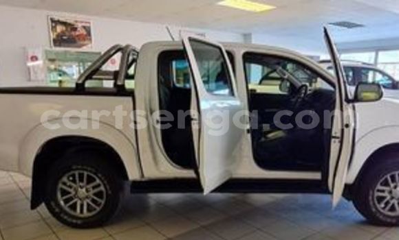 Acheter Occasion Voiture Toyota Hilux Blanc à Ezulwini, Hhohho Acheter Occasion Voiture Toyota Hilux Blanc à Ezulwini, Hhohho