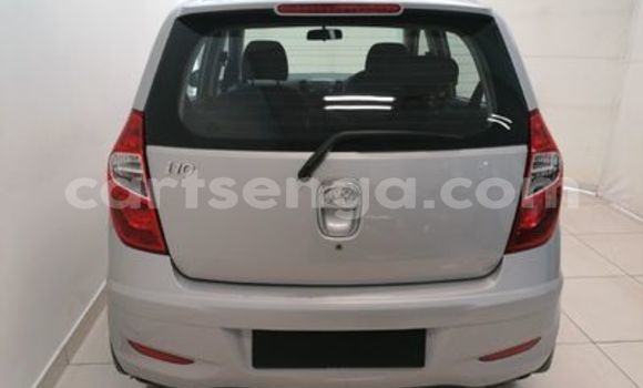 Nunua Ilio tumika Hyundai i10 Silver Gari ndani ya Ezulwini nchini Hhohho Nunua Ilio tumika Hyundai i10 Silver Gari ndani ya Ezulwini nchini Hhohho