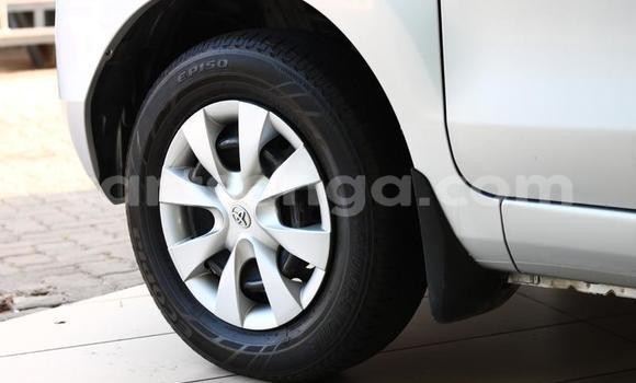 Nunua Ilio tumika Toyota Avanza White Gari ndani ya Manzini nchini Manzini Nunua Ilio tumika Toyota Avanza White Gari ndani ya Manzini nchini Manzini