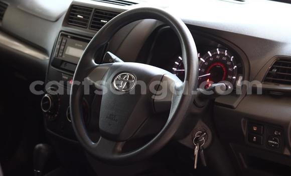 Nunua Ilio tumika Toyota Avanza White Gari ndani ya Manzini nchini Manzini Nunua Ilio tumika Toyota Avanza White Gari ndani ya Manzini nchini Manzini