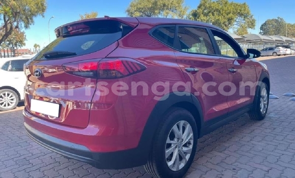 Acheter Occasion Voiture Hyundai Tucson Rouge à Big Bend, Lubombo Acheter Occasion Voiture Hyundai Tucson Rouge à Big Bend, Lubombo