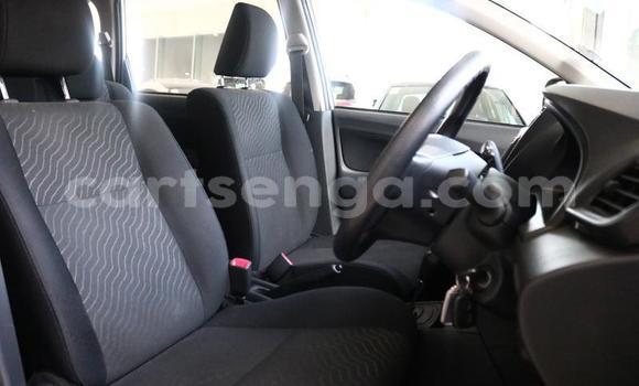 Nunua Ilio tumika Toyota Avanza White Gari ndani ya Manzini nchini Manzini Nunua Ilio tumika Toyota Avanza White Gari ndani ya Manzini nchini Manzini