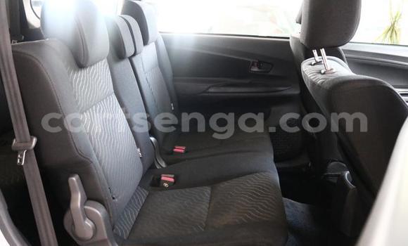 Nunua Ilio tumika Toyota Avanza White Gari ndani ya Manzini nchini Manzini Nunua Ilio tumika Toyota Avanza White Gari ndani ya Manzini nchini Manzini