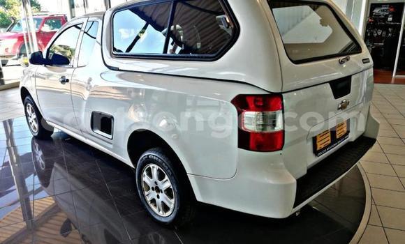 Nunua Ilio tumika Nissan NV200 White Gari ndani ya Manzini nchini Manzini Nunua Ilio tumika Nissan NV200 White Gari ndani ya Manzini nchini Manzini