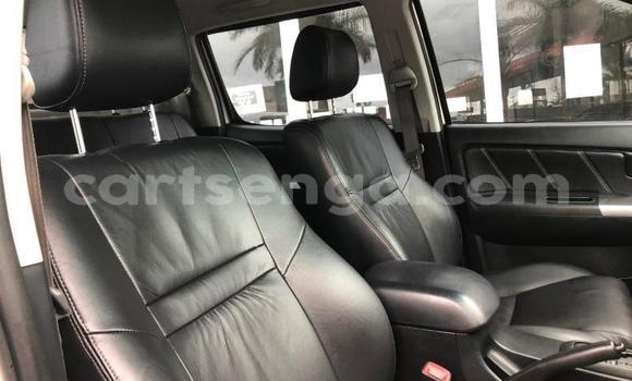 Nunua Ilio tumika Toyota Hilux White Gari ndani ya Manzini nchini Manzini Nunua Ilio tumika Toyota Hilux White Gari ndani ya Manzini nchini Manzini