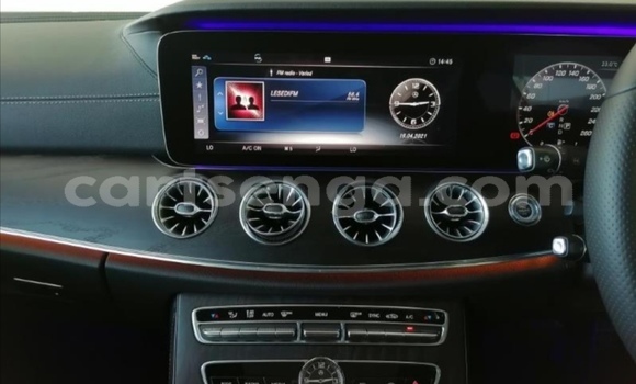 Acheter Occasion Voiture Mercedes‒Benz E–Class Blanc à Big Bend, Lubombo Acheter Occasion Voiture Mercedes‒Benz E–Class Blanc à Big Bend, Lubombo