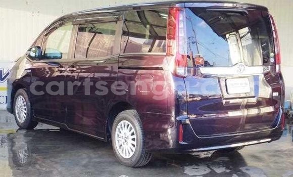 Buy Import Toyota Noah Other Car in Mbabane in Manzini Buy Import Toyota Noah Other Car in Mbabane in Manzini