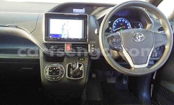 Buy Import Toyota Noah Other Car in Mbabane in Manzini Buy Import Toyota Noah Other Car in Mbabane in Manzini