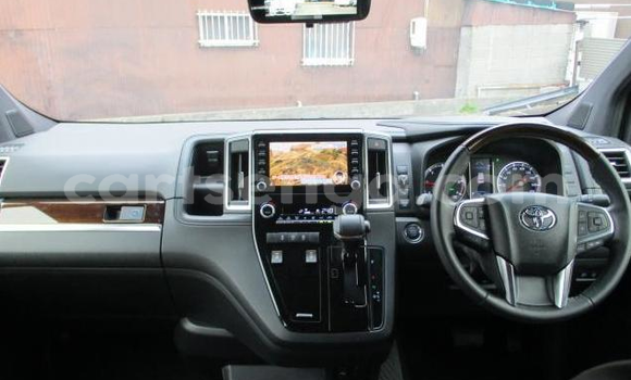 Buy Import Toyota Grand HiAce Other Car in Mbabane in Manzini Buy Import Toyota Grand HiAce Other Car in Mbabane in Manzini