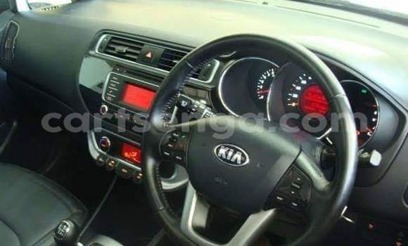 Nunua Ilio tumika Kia Rio Blue Gari ndani ya Big Bend nchini Lubombo Nunua Ilio tumika Kia Rio Blue Gari ndani ya Big Bend nchini Lubombo