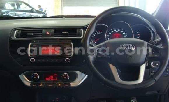 Nunua Ilio tumika Kia Rio Blue Gari ndani ya Big Bend nchini Lubombo Nunua Ilio tumika Kia Rio Blue Gari ndani ya Big Bend nchini Lubombo