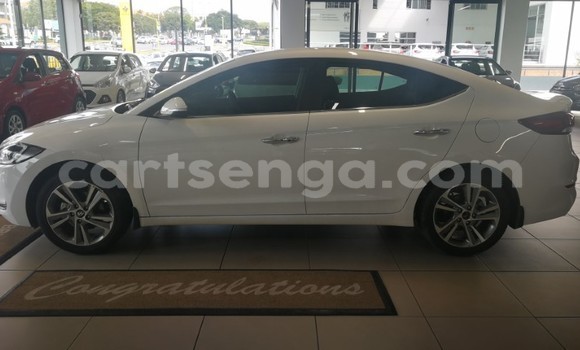 Acheter Occasion Voiture Hyundai Accent Blanc à Big Bend, Lubombo District Acheter Occasion Voiture Hyundai Accent Blanc à Big Bend, Lubombo District