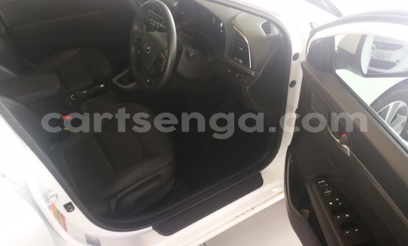 Acheter Occasion Voiture Hyundai Accent Blanc à Big Bend, Lubombo District Acheter Occasion Voiture Hyundai Accent Blanc à Big Bend, Lubombo District