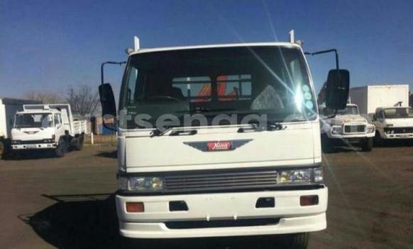 Acheter Occasion Utilitaire Hino Ranger Blanc à Mbabane, Manzini Acheter Occasion Utilitaire Hino Ranger Blanc à Mbabane, Manzini