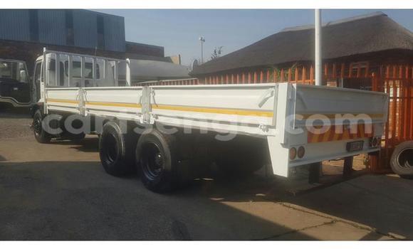 Acheter Occasion Utilitaire Isuzu FTR 850 Blanc à Mbabane, Manzini Acheter Occasion Utilitaire Isuzu FTR 850 Blanc à Mbabane, Manzini