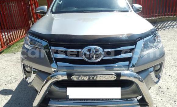 Acheter Import Voiture Toyota Fortuner Autre à Mbabane, Manzini Acheter Import Voiture Toyota Fortuner Autre à Mbabane, Manzini