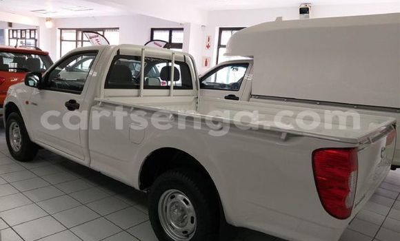 Nunua Ilio tumika Mazda B–series White Gari ndani ya Hluti nchini Wilaya ya Shiselweni Nunua Ilio tumika Mazda B–series White Gari ndani ya Hluti nchini Wilaya ya Shiselweni