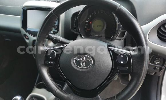 Nunua Ilio tumika Toyota Aygo White Gari ndani ya Big Bend nchini Wilaya ya Lubombo Nunua Ilio tumika Toyota Aygo White Gari ndani ya Big Bend nchini Wilaya ya Lubombo