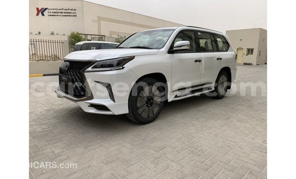 Nunua Imported Lexus LX White Gari ndani ya Import - Dubai nchini Hhohho Nunua Imported Lexus LX White Gari ndani ya Import - Dubai nchini Hhohho