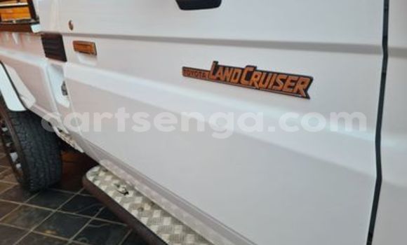 Acheter Occasion Voiture Toyota Land Cruiser Blanc à Big Bend, Lubombo District Acheter Occasion Voiture Toyota Land Cruiser Blanc à Big Bend, Lubombo District