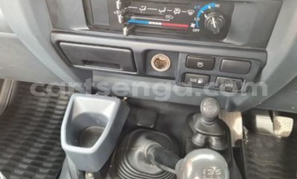 Acheter Occasion Voiture Toyota Land Cruiser Blanc à Big Bend, Lubombo District Acheter Occasion Voiture Toyota Land Cruiser Blanc à Big Bend, Lubombo District