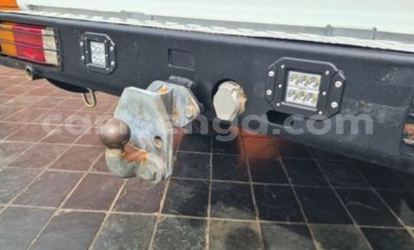 Acheter Occasion Voiture Toyota Land Cruiser Blanc à Big Bend, Lubombo District Acheter Occasion Voiture Toyota Land Cruiser Blanc à Big Bend, Lubombo District