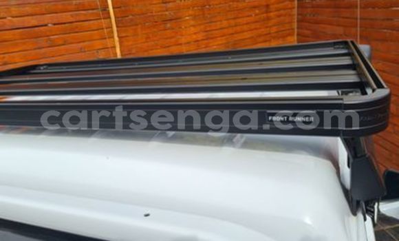 Acheter Occasion Voiture Toyota Land Cruiser Blanc à Big Bend, Lubombo District Acheter Occasion Voiture Toyota Land Cruiser Blanc à Big Bend, Lubombo District