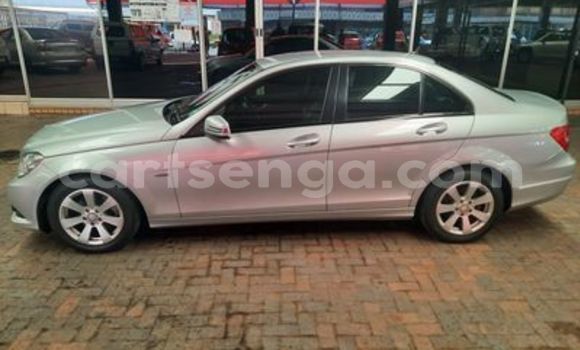 Acheter Occasion Voiture Mercedes‒Benz C–Class Gris à Big Bend, Lubombo District Acheter Occasion Voiture Mercedes‒Benz C–Class Gris à Big Bend, Lubombo District