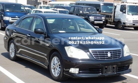 Buy Import Toyota Crown Other Car in Mbabane in Manzini Buy Import Toyota Crown Other Car in Mbabane in Manzini
