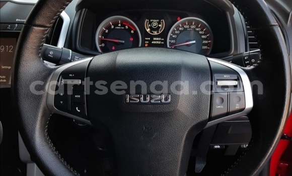 Acheter Occasion Voiture Isuzu D–MAX Rouge à Hlatikulu, Shiselweni District Acheter Occasion Voiture Isuzu D–MAX Rouge à Hlatikulu, Shiselweni District