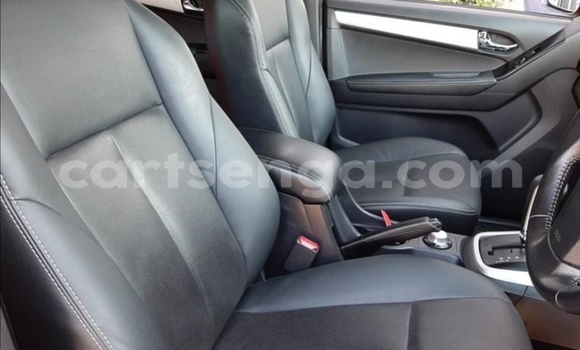 Acheter Occasion Voiture Isuzu D–MAX Rouge à Hlatikulu, Shiselweni District Acheter Occasion Voiture Isuzu D–MAX Rouge à Hlatikulu, Shiselweni District