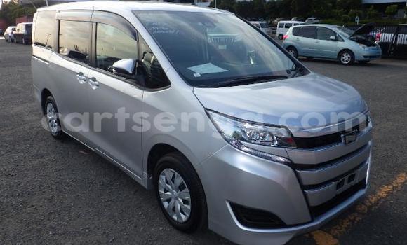Buy Import Toyota Noah Other Car in Mbabane in Manzini Buy Import Toyota Noah Other Car in Mbabane in Manzini