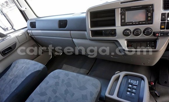 Acheter Occasion Utilitaire Nissan UD Blanc à Big Bend, Lubombo District Acheter Occasion Utilitaire Nissan UD Blanc à Big Bend, Lubombo District