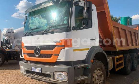 Nunua Ilio tumika Mercedes‒Benz Tipper Other Lori ndani ya Big Bend nchini Wilaya ya Lubombo