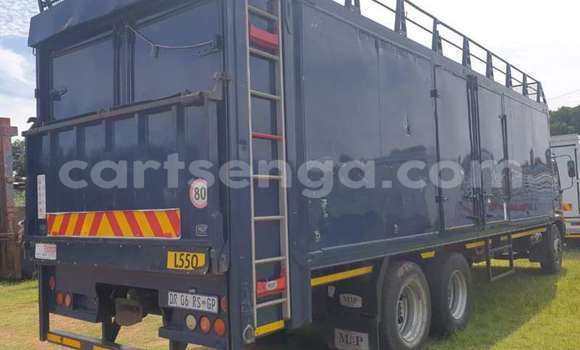 Acheter Occasion Utilitaire Hino 300 Series Autre à Big Bend, Lubombo District Acheter Occasion Utilitaire Hino 300 Series Autre à Big Bend, Lubombo District