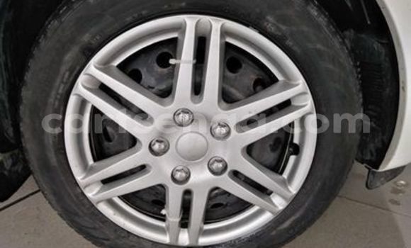 Buy Used Hyundai i20 White Car in Ezulwini in Hhohho Buy Used Hyundai i20 White Car in Ezulwini in Hhohho