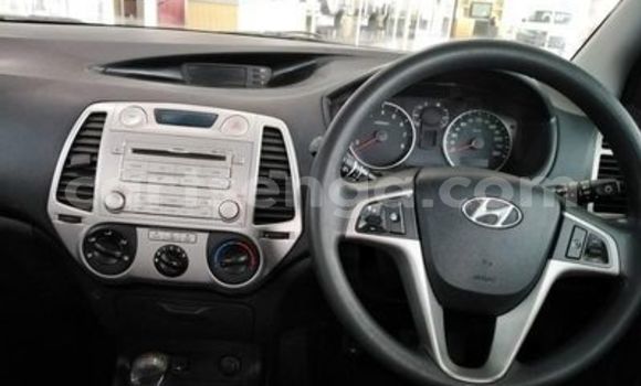 Buy Used Hyundai i20 White Car in Ezulwini in Hhohho Buy Used Hyundai i20 White Car in Ezulwini in Hhohho