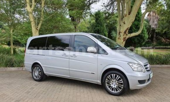 Buy Used Mercedes Viano Silver Car in Ezulwini in Hhohho