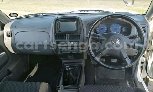 Buy Used Nissan NP 300 White Car in Ezulwini in Hhohho Buy Used Nissan NP 300 White Car in Ezulwini in Hhohho