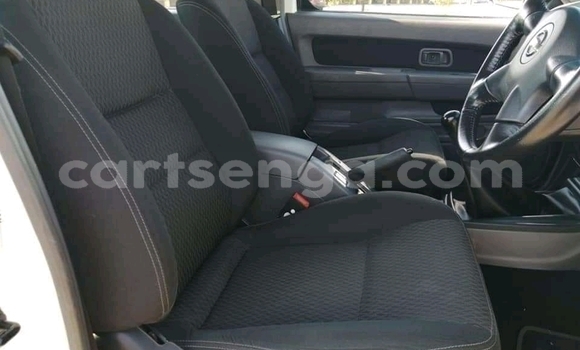 Buy Used Nissan NP 300 White Car in Ezulwini in Hhohho Buy Used Nissan NP 300 White Car in Ezulwini in Hhohho