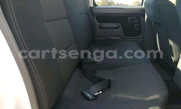 Buy Used Nissan NP 300 White Car in Ezulwini in Hhohho Buy Used Nissan NP 300 White Car in Ezulwini in Hhohho