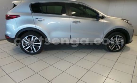 Buy Used Kia Sportage Silver Car in Ezulwini in Hhohho