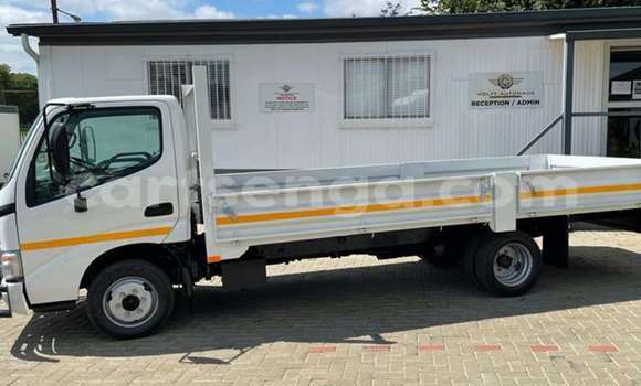 Acheter Occasion Voiture Toyota Dyna Blanc à Ezulwini, Hhohho Acheter Occasion Voiture Toyota Dyna Blanc à Ezulwini, Hhohho