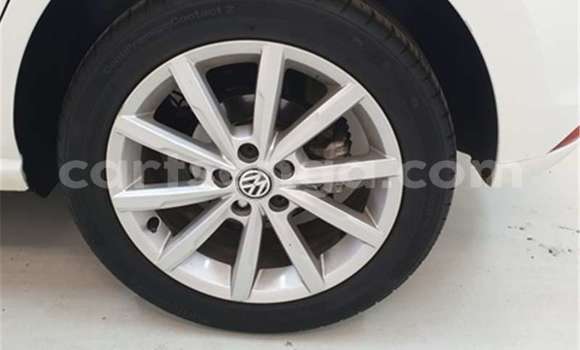 Nunua Ilio tumika Volkswagen Polo White Gari ndani ya Manzini nchini Manzini Nunua Ilio tumika Volkswagen Polo White Gari ndani ya Manzini nchini Manzini