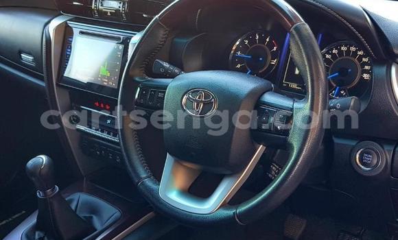 Nunua Ilio tumika Toyota Fortuner Silver Gari ndani ya Hlatikulu nchini Wilaya ya Shiselweni Nunua Ilio tumika Toyota Fortuner Silver Gari ndani ya Hlatikulu nchini Wilaya ya Shiselweni