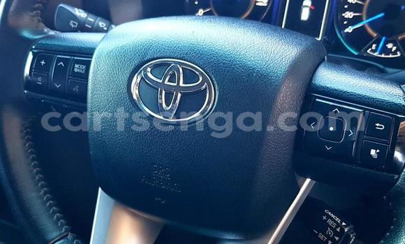 Nunua Ilio tumika Toyota Fortuner Silver Gari ndani ya Hlatikulu nchini Wilaya ya Shiselweni Nunua Ilio tumika Toyota Fortuner Silver Gari ndani ya Hlatikulu nchini Wilaya ya Shiselweni