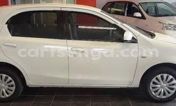Buy Used Toyota Etios White Car in Bhunya in Manzini Buy Used Toyota Etios White Car in Bhunya in Manzini