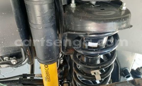 Nunua Ilio tumika Toyota Land Cruiser White Gari ndani ya Big Bend nchini Wilaya ya Lubombo Nunua Ilio tumika Toyota Land Cruiser White Gari ndani ya Big Bend nchini Wilaya ya Lubombo