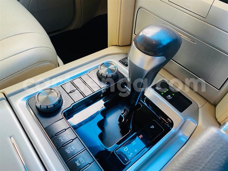 Big with watermark toyota land cruiser hhohho ezulwini 24283