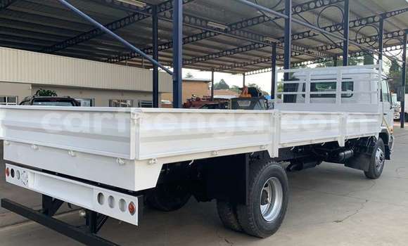 Acheter Occasion Utilitaire Nissan UD Blanc à Mbabane, Manzini Acheter Occasion Utilitaire Nissan UD Blanc à Mbabane, Manzini